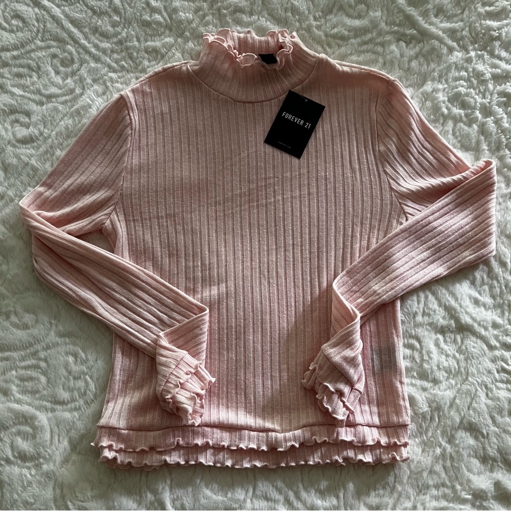 Forever 21 turtleneck shirt